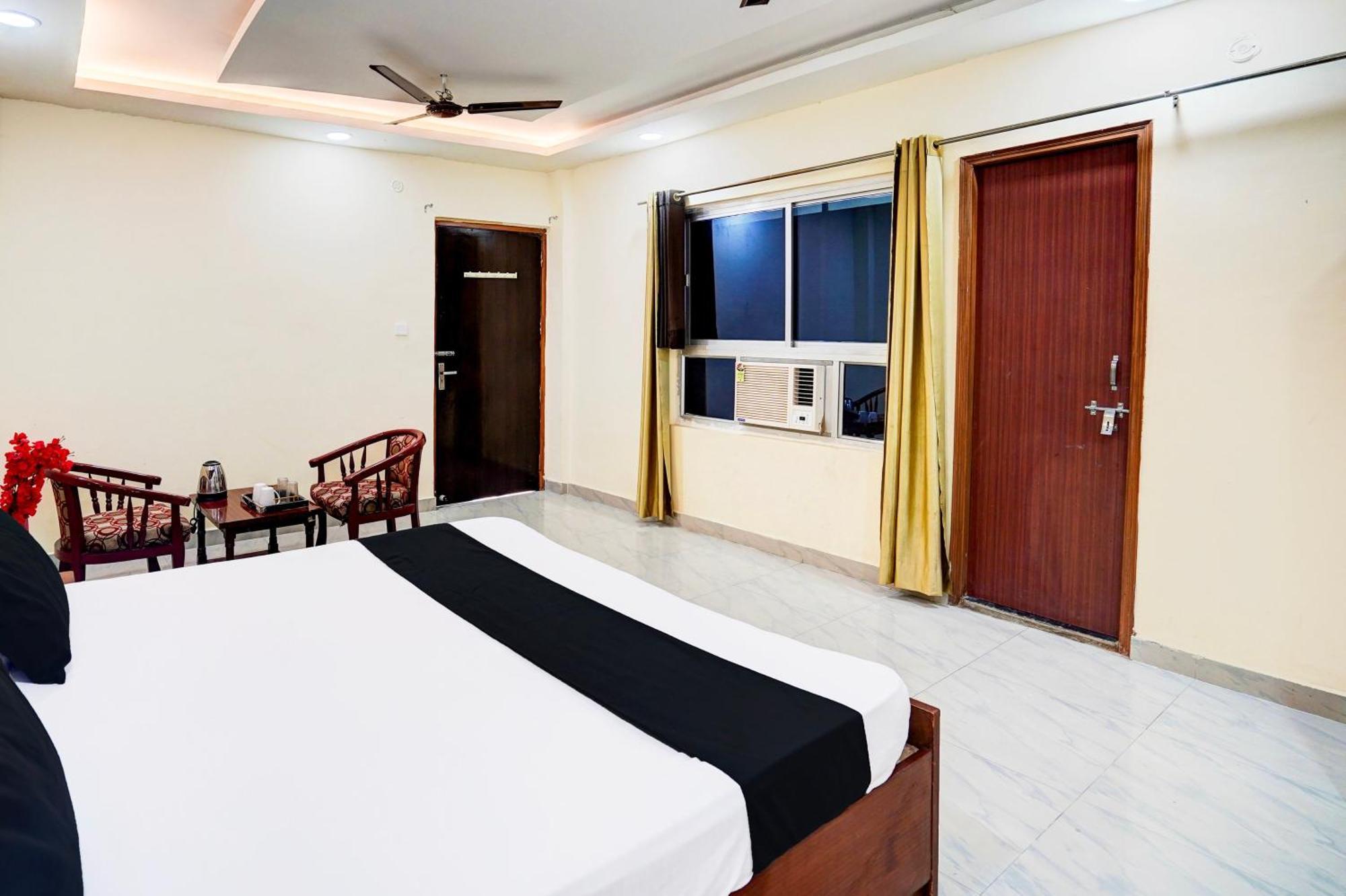 Hotel O Nova Resorts & Luxury Farm Raebareli Extérieur photo
